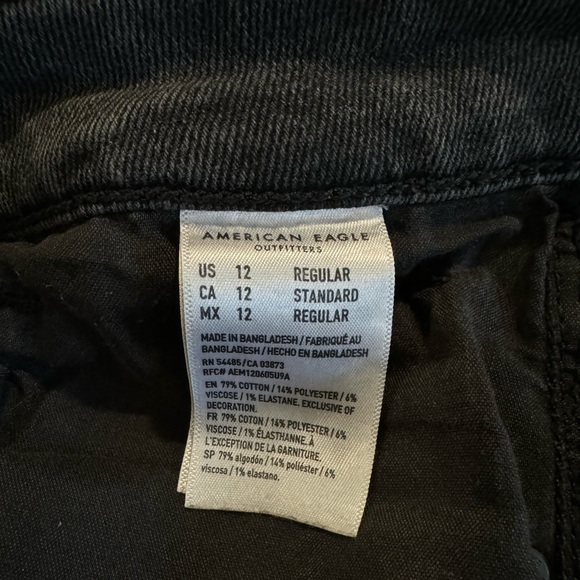 American Eagle black mom jeans - Picture 3 of 5